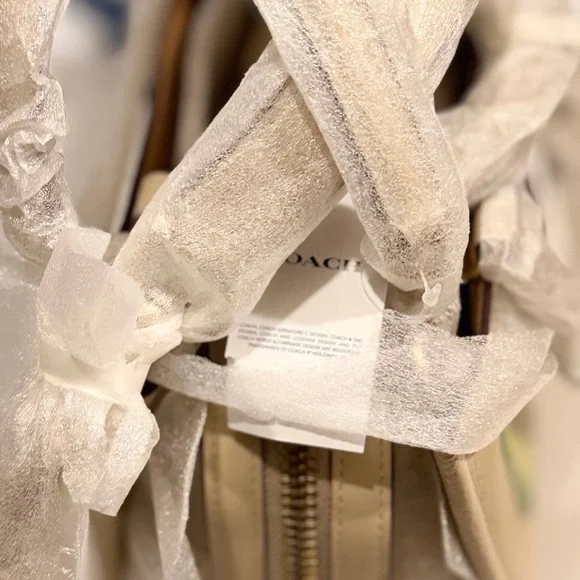 Coach/DisneyRogue 25 Lunar Year of the Dragon Limited Edition,collectible bag - Picture 11 of 12